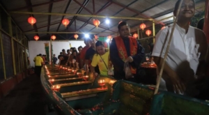 Begini Suasana Ritual Memandikan Perahu Papak dalam Perayaan Peh Cun di Kota Tangerang