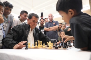 Bocah Lima Tahun Hingga Aki-aki Rebutin Piala Catur Bupati Tangerang Cup 2025