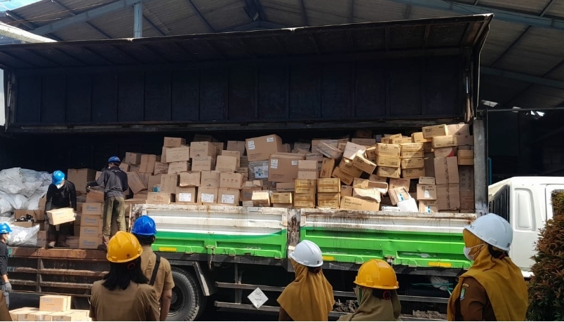Ribuan Butir Obat Kadaluarsa di Kota Tangerang Dimusnahkan