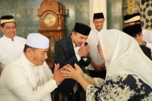 Bupati dan Wakil Bupati Tangerang Kompak Salat Idul Adha 1446 H di Masjid Agung Al-Amjad