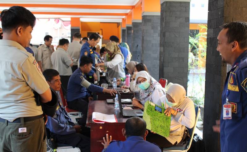 Pastikan Kesiapan Fisik Prima, Petugas BPBD Kota Tangerang Jalani Pemeriksaan Kesehatan