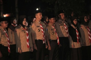 Dinilai Berjasa dalam Perkembangan Pramuka, Sachrudin Terima Lencana Melati