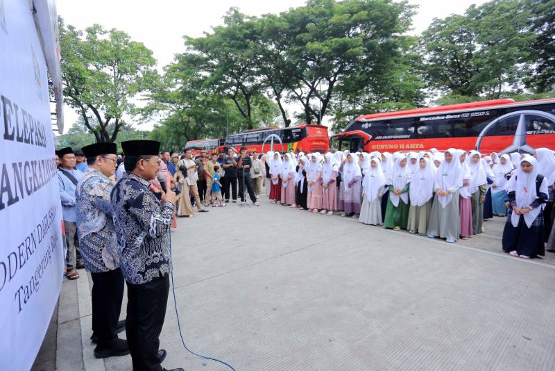 Lepas 225 Santri Puteri IKPM Gontor Tangerang Raya, Sachrudin: Jadilah Generasi Bermanfaat bagi Umat