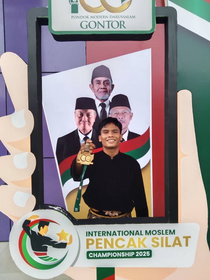 Pesilat Muda Kota Tangerang Torehkan Emas di International Moslem Pencak Silat 2025