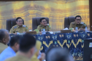 Rapat Evaluasi Pembangunan, Sachrudin-Maryono Fokus Perkuat Tata Kota dan Pelayanan Publik