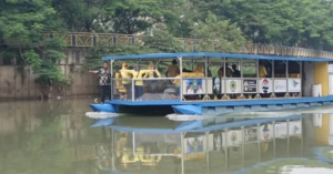 Tukar Sampah atau Minyak Jelantah di Kota Tangerang Bisa Naik Kapal Katamaran di Sungai Cisadane