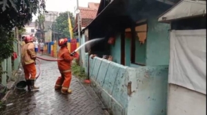 BPBD Kota Tangerang Respons Cepat Kebakaran di Ciledug, Kerahkan 8 Unit Mobil Pemadam Kebakaran