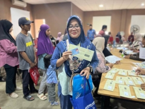 63.142 Warga Kota Tangerang Terima Kartu Keluarga Sejahtera