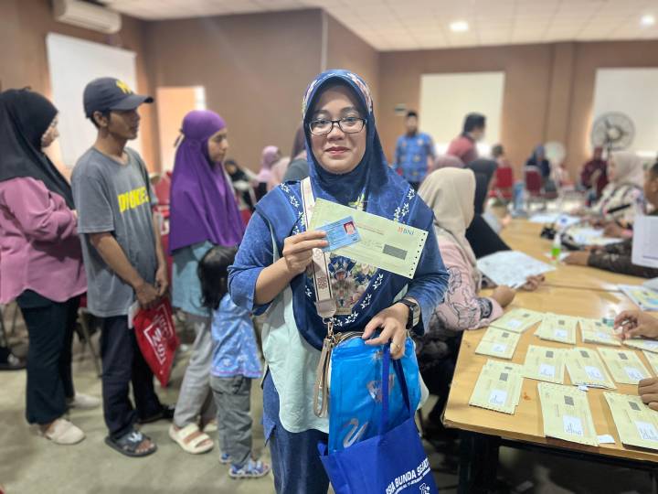 63.142 Warga Kota Tangerang Terima Kartu Keluarga Sejahtera