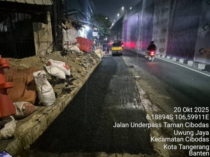 Perumda Tirta Benteng Kota Tangerang Lakukan Perbaikan Jalan Gatot Subroto