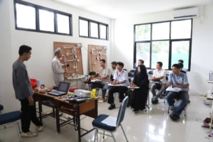 Pelatihan Instalasi Listrik Gratis di BLK Kota Tangerang Siap Cetak Jasa Tukang Listrik