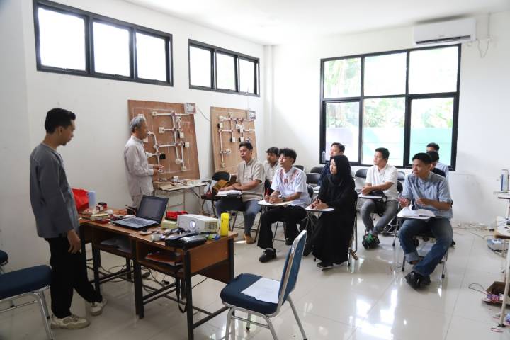 Pelatihan Instalasi Listrik Gratis di BLK Kota Tangerang Siap Cetak Jasa Tukang Listrik