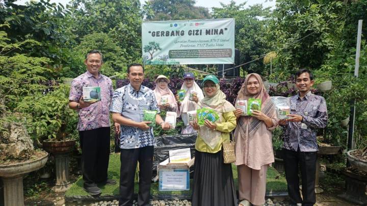 Dukung Produktivitas Urban Farming, Pemkot Tangerang Salurkan Bantuan Benih Sampai Sarana Prasarana Hidroponik
