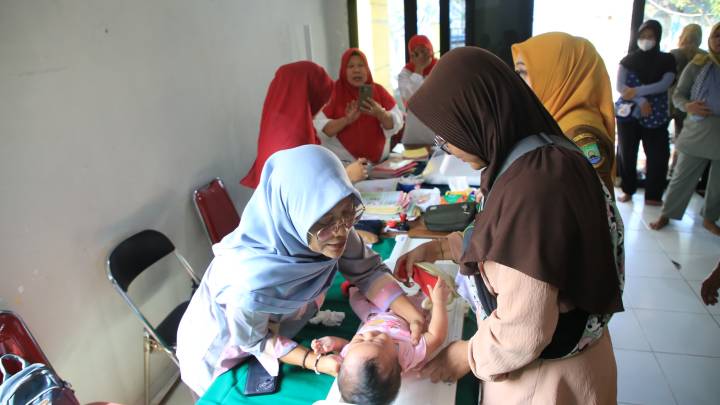 Capaian Imunisasi Kota Tangerang Lampaui Terget: IDL dan IBL Tembus di Atas 100 Persen