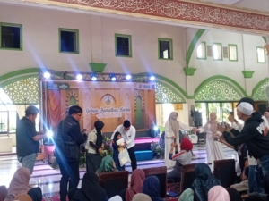 Gebyar Ramadan Karim Al-Ittihad Kota Tangerang Santuni Ratusan Yatim Piatu
