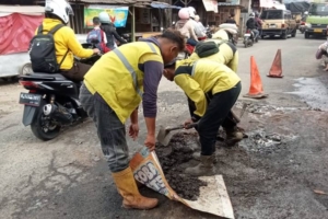 DPRD Kota Tangerang Dorong Perbaikan Jalan Dimasifkan Jelang Arus Mudik Lebaran 2025