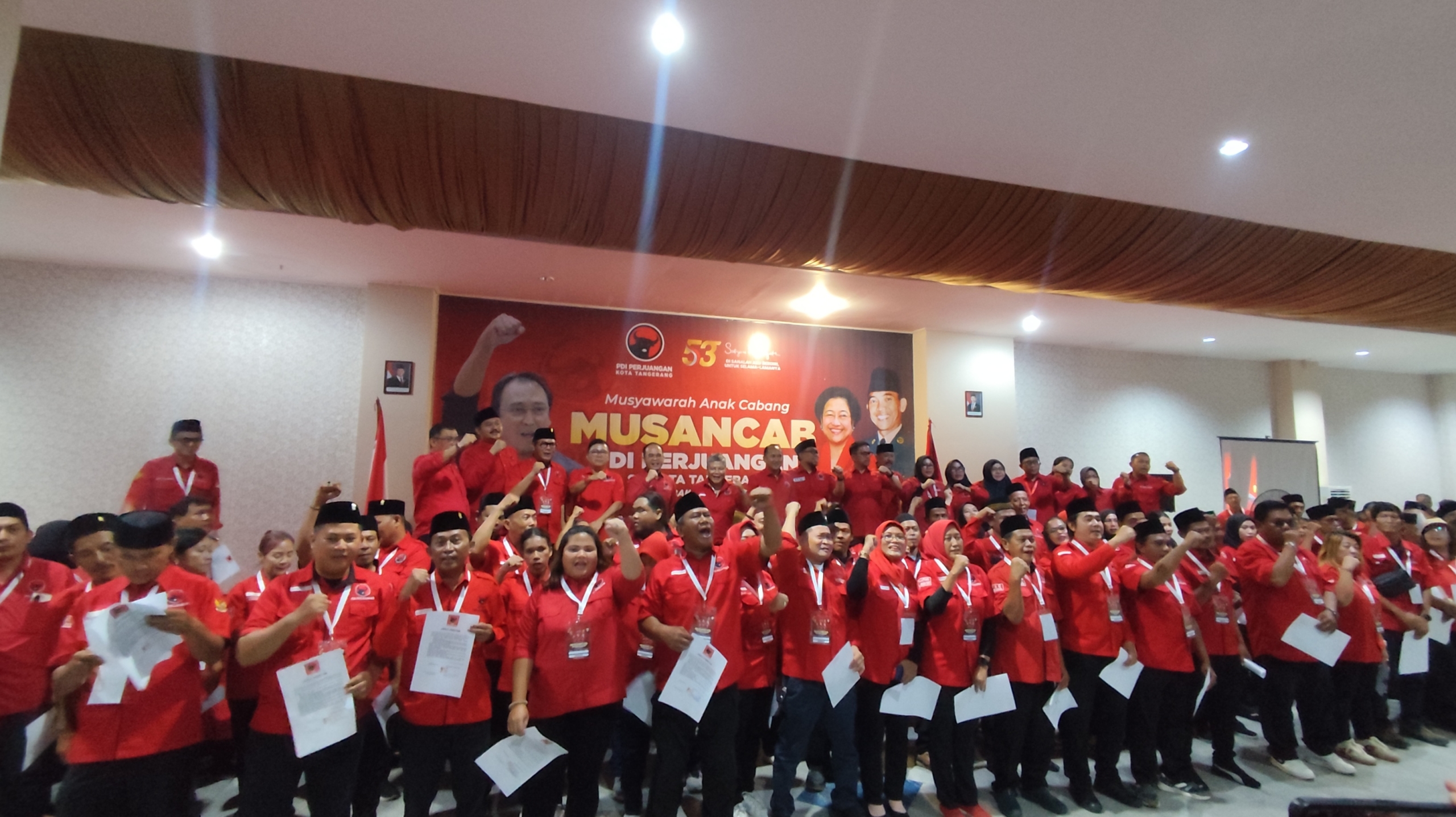 143 Pengurus PAC PDI Perjuangan se Kota Tangerang Dilantik