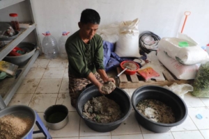 Rumah Edukasi OC Jadikan Pasar Anyar Tangerang Pusat Literasi Pengolahan Sampah