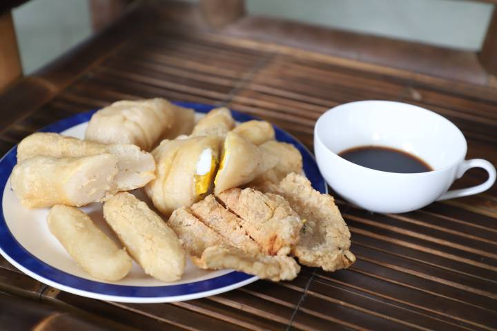 Sajikan Kuliner Autentik Palembang, Warkop AA Hendy X Pempek 88 Jadi Favorit Kuliner di Kota Tangerang