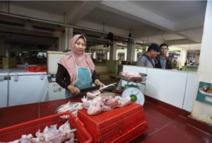 Tekan Inflasi Daerah, Pemkot Tangerang Pantau Perkembangan Harga Daging Ayam di Pasaran